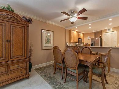 Dining Area Table Seats 6
